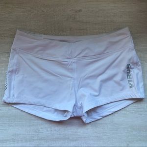 Virus Intl Short